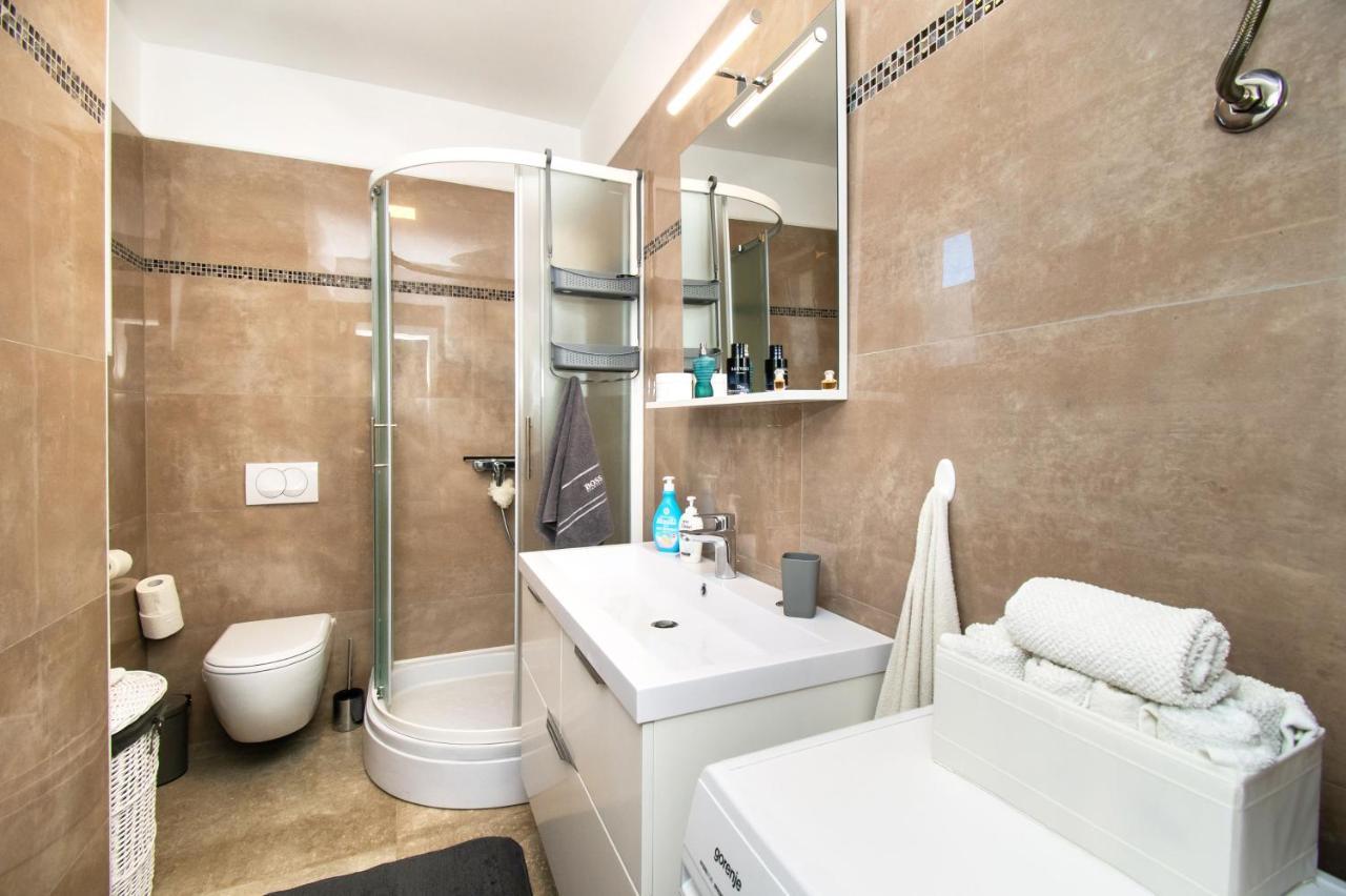 Apartman Benmi Vodice Exterior photo